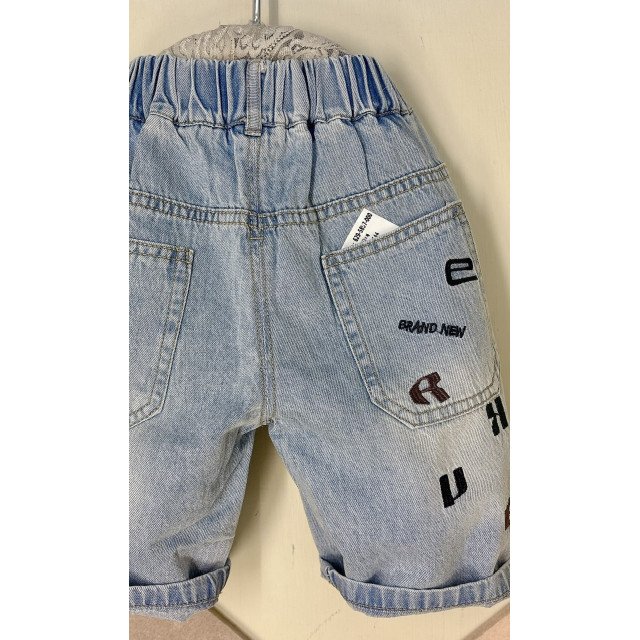 潮流刺繡設計的兒童休閒牛仔短褲