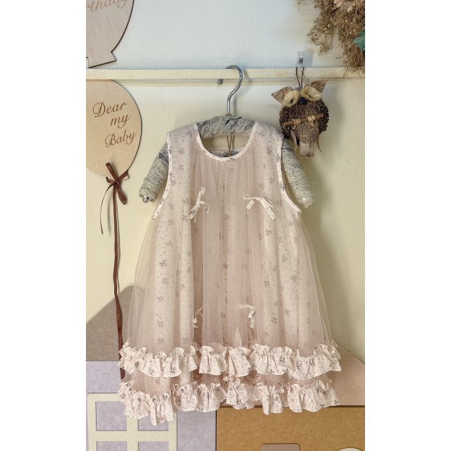 多層次碎花洋裝