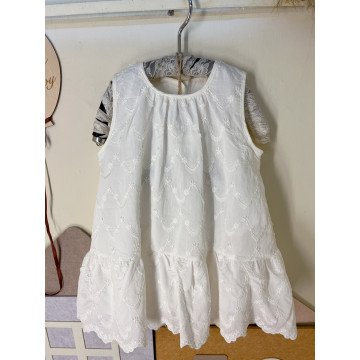 刺繡洋裝